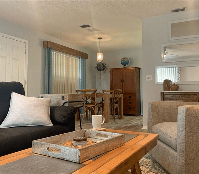 Nice open spaces for comfortable living. 