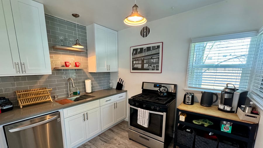 Furnished Finder property 305624_1 photo 4