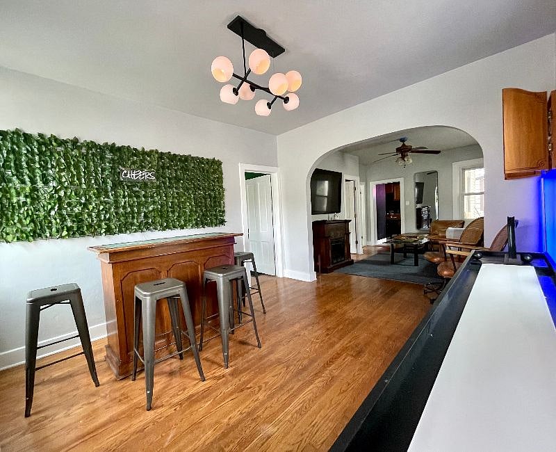 Furnished Finder property 305633_2 photo 3