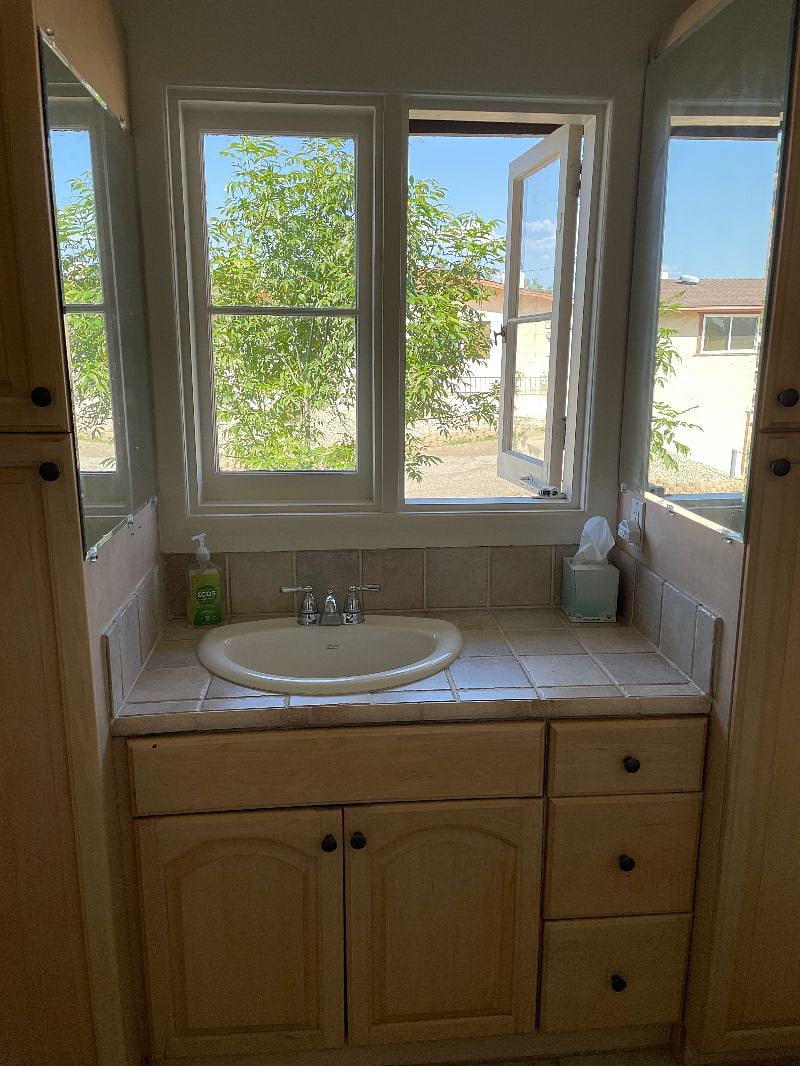 Furnished Finder property 305683_1 photo 11