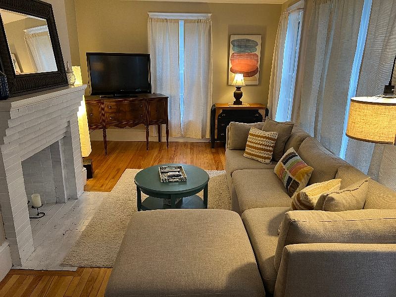 Furnished Finder property 305737_1 photo 8