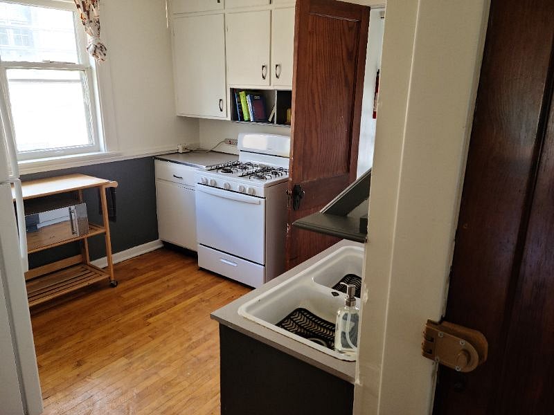 Furnished Finder property 305745_1 photo 10