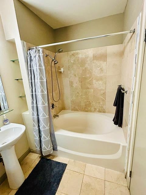 Furnished Finder property 305787_1 photo 11