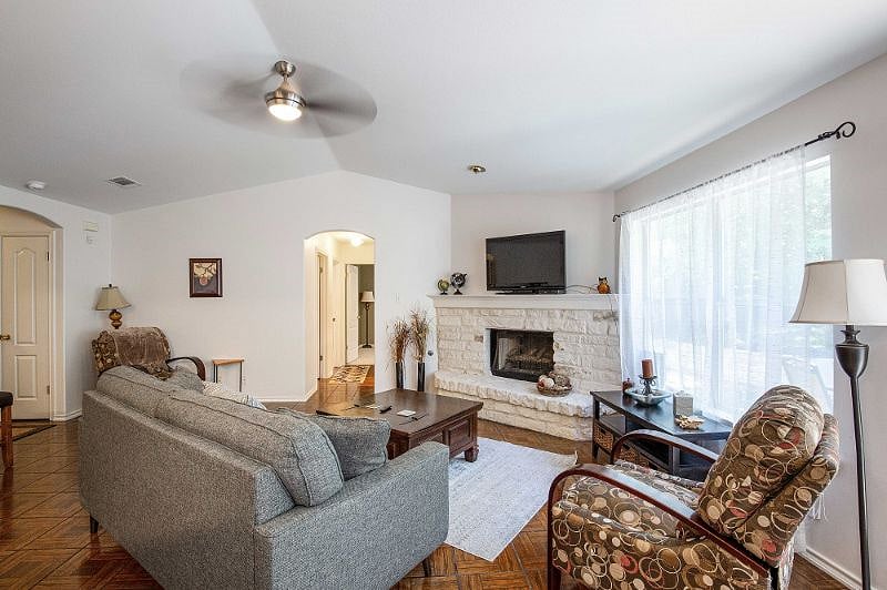 Furnished Finder property 305795_1 photo 5