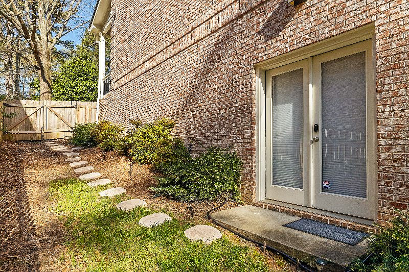 Furnished Finder property 305875_1 photo 3