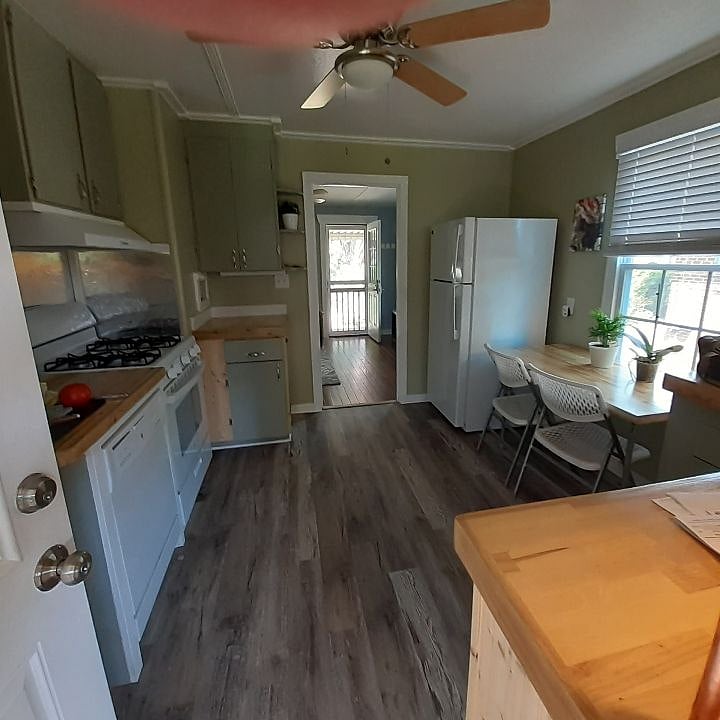 Furnished Finder property 305919_1 photo 10