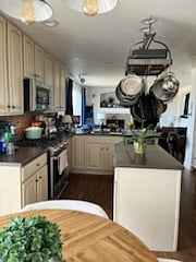 Furnished Finder property 305982_1 photo 11