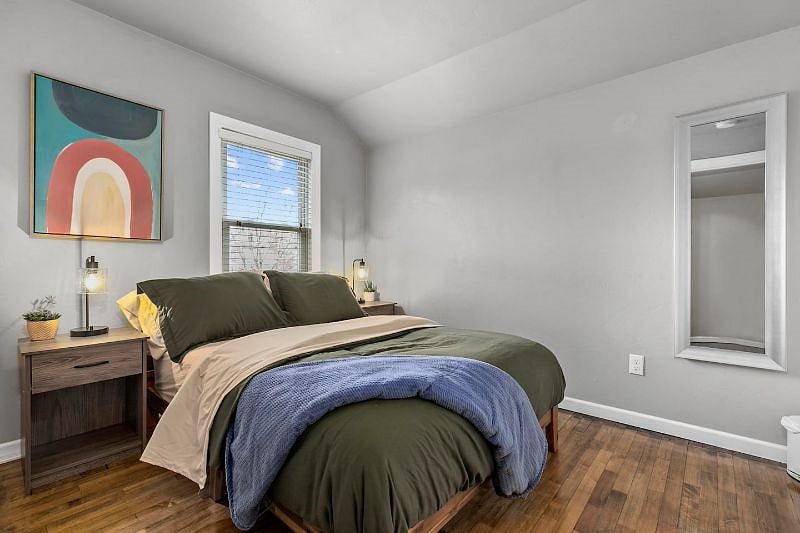 Furnished Finder property 305992_1 photo 17
