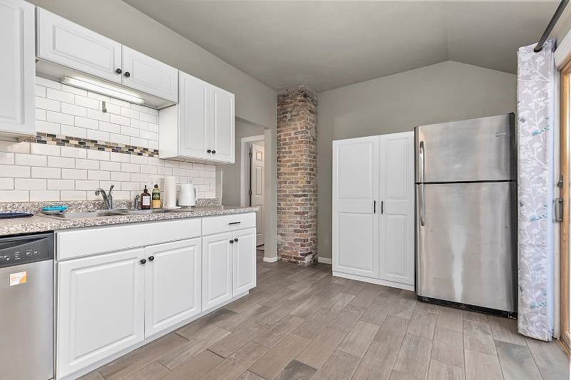 Furnished Finder property 305992_1 photo 7