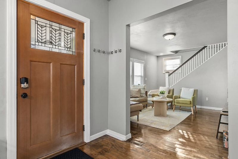 Furnished Finder property 305992_1 photo 10