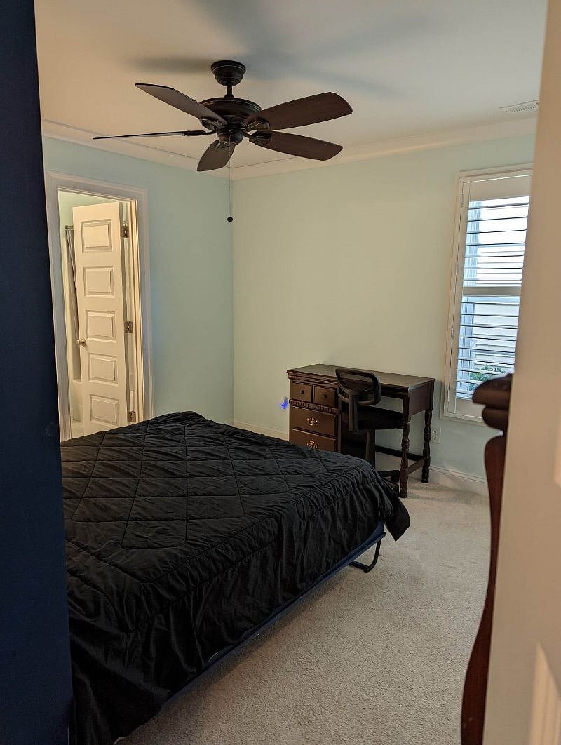 1st floor bedroom with murphy bed