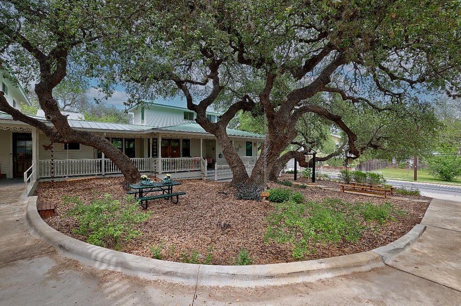 Furnished Finder property 306399_1 photo 17