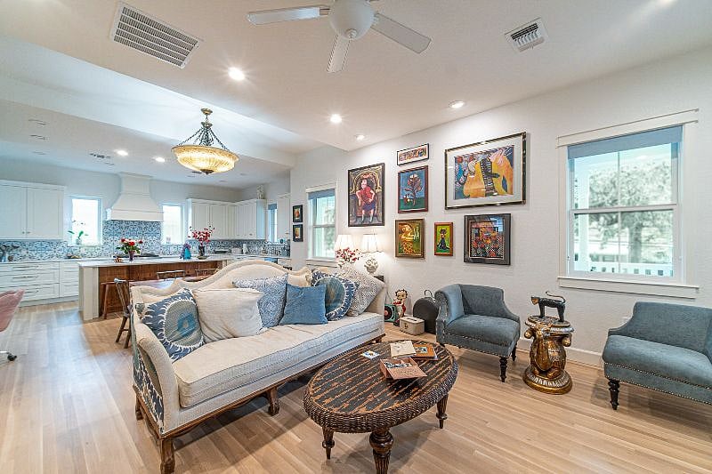 Furnished Finder property 306399_2 photo 7