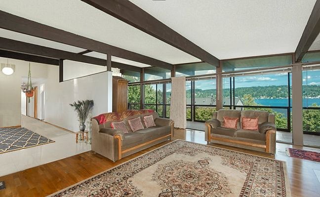 Living room area, with great view of Lake Washington.