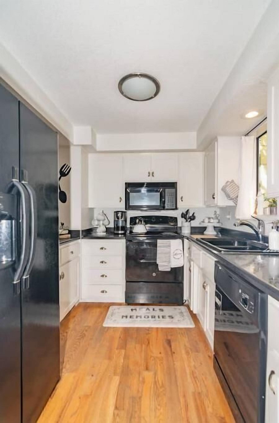 Furnished Finder property 306513_1 photo 11