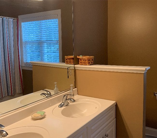 2nd Bathroom