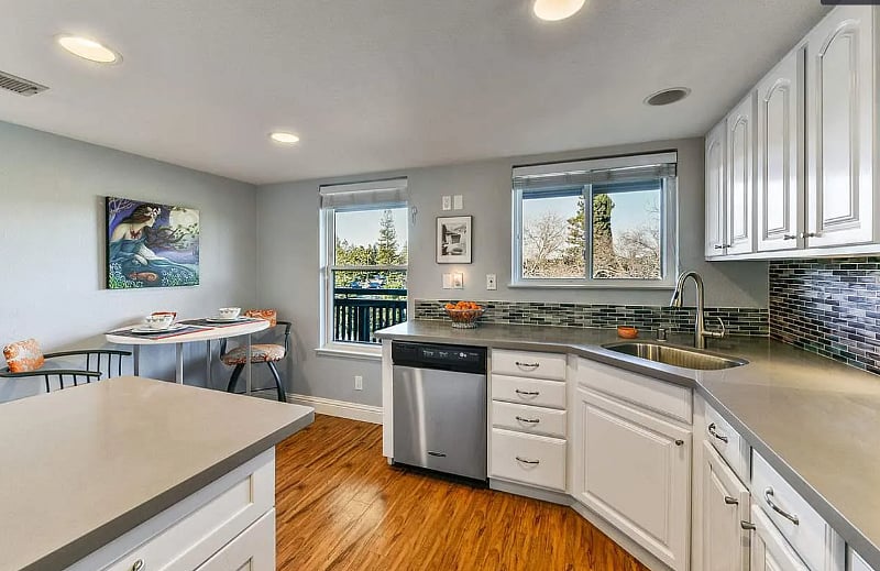 Furnished Finder property 306619_1 photo 9