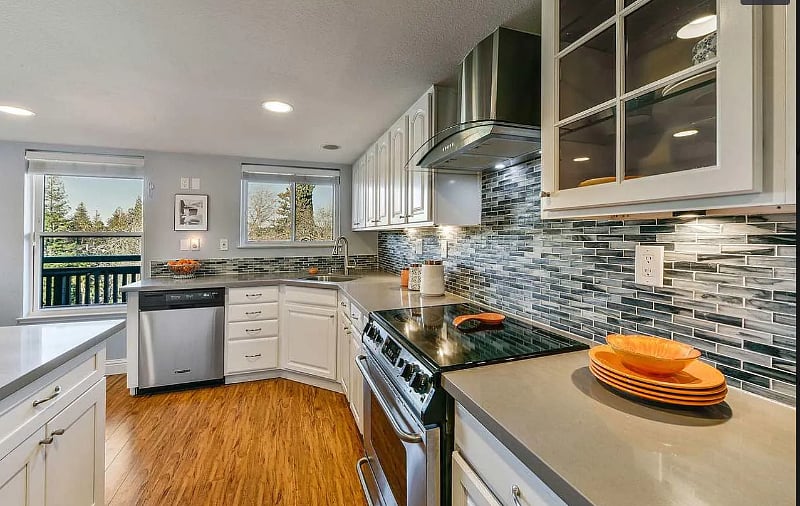 Furnished Finder property 306619_1 photo 11