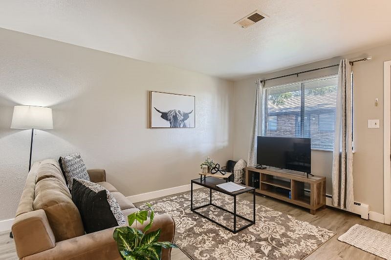 Furnished Finder property 306649_1 photo 3