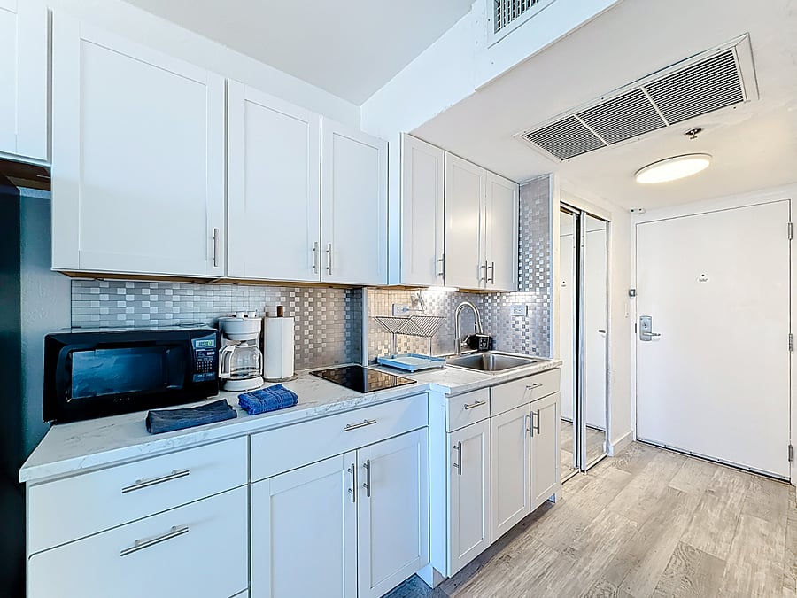 Furnished Finder property 306942_3 photo 17