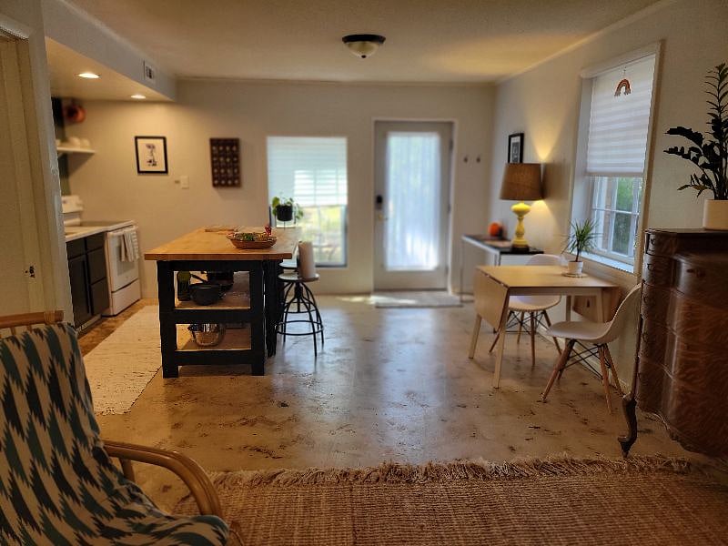 Furnished Finder property 307027_1 photo 3