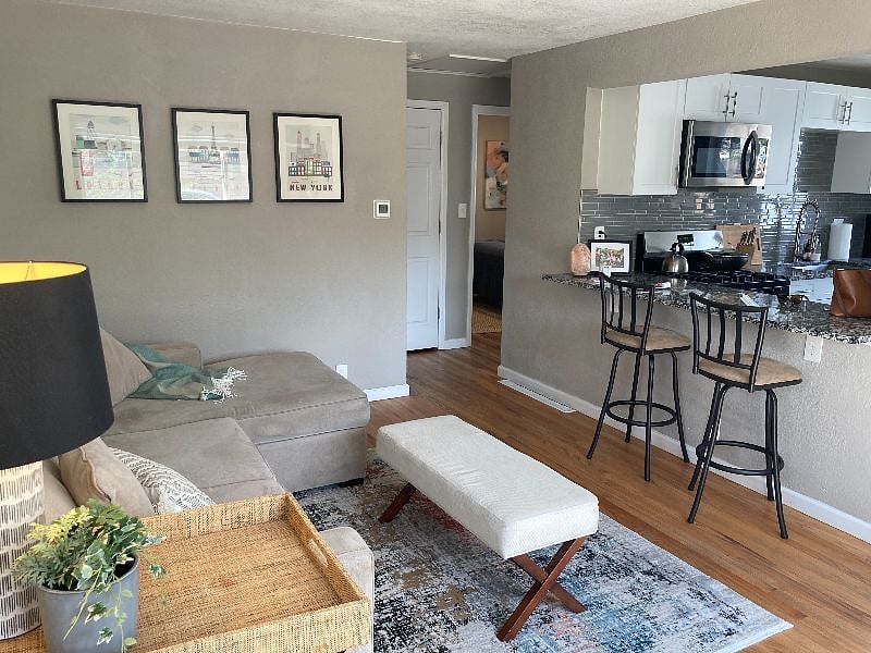 Furnished Finder property 307065_1 photo 3
