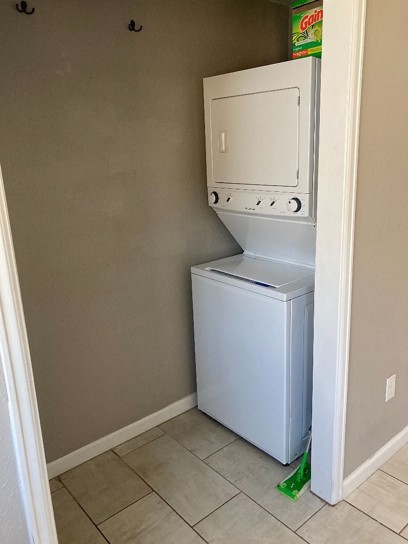 Furnished Finder property 307065_1 photo 13