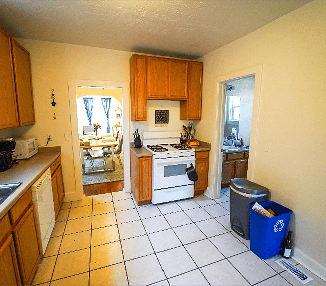 Furnished Finder property 307066_1 photo 11