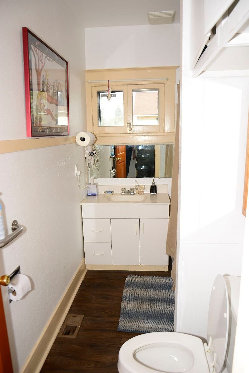 Main Floor Bathroom