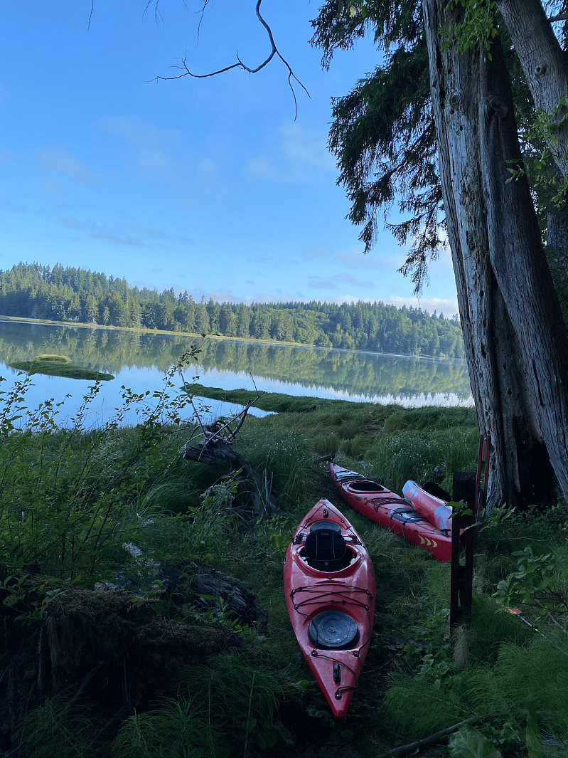 Kayaks available.
