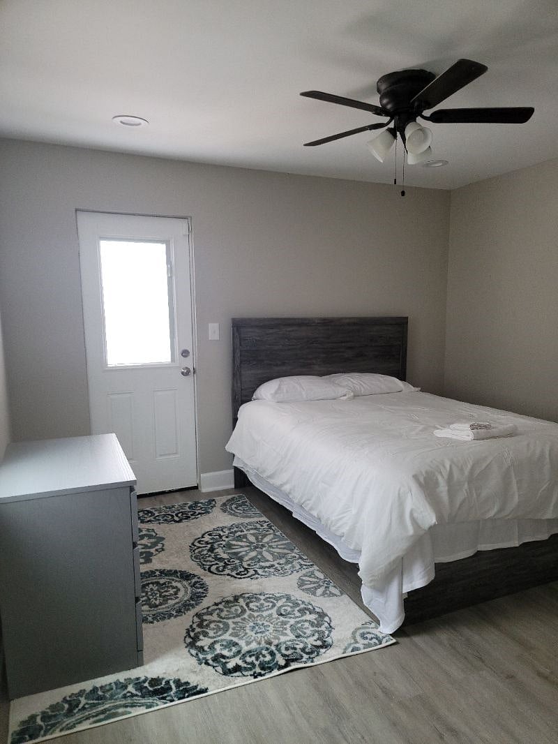Room 2, Larger space for $1450