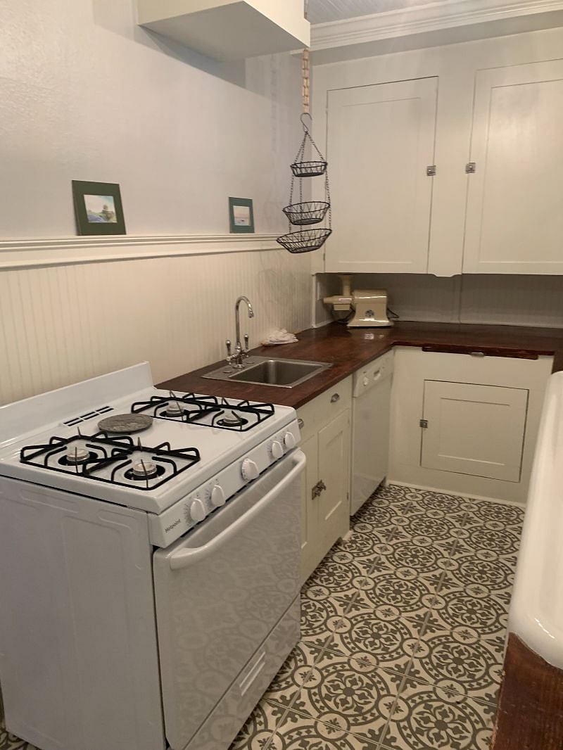 Furnished Finder property 307477_1 photo 27