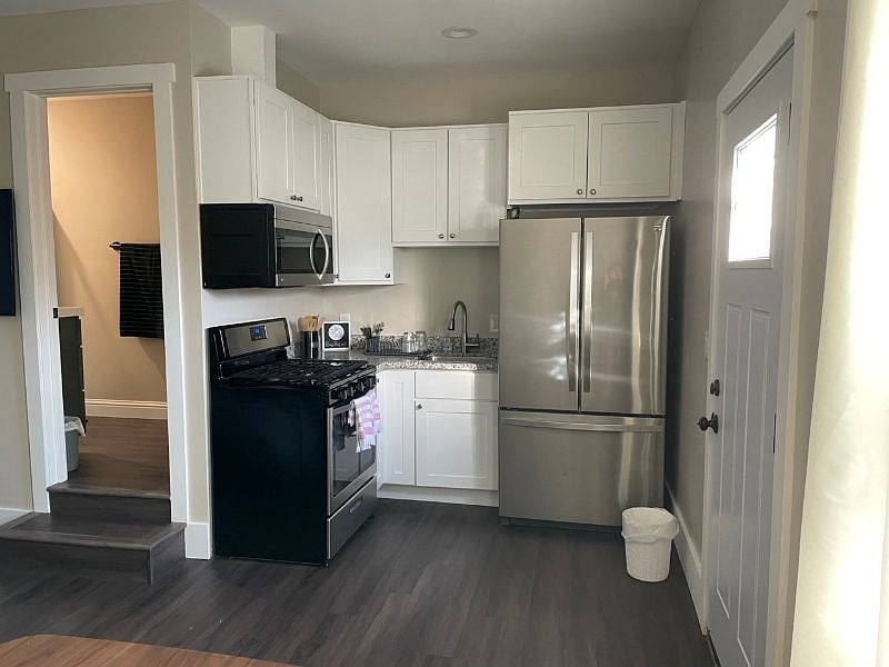 Furnished Finder property 307632_1 photo 4