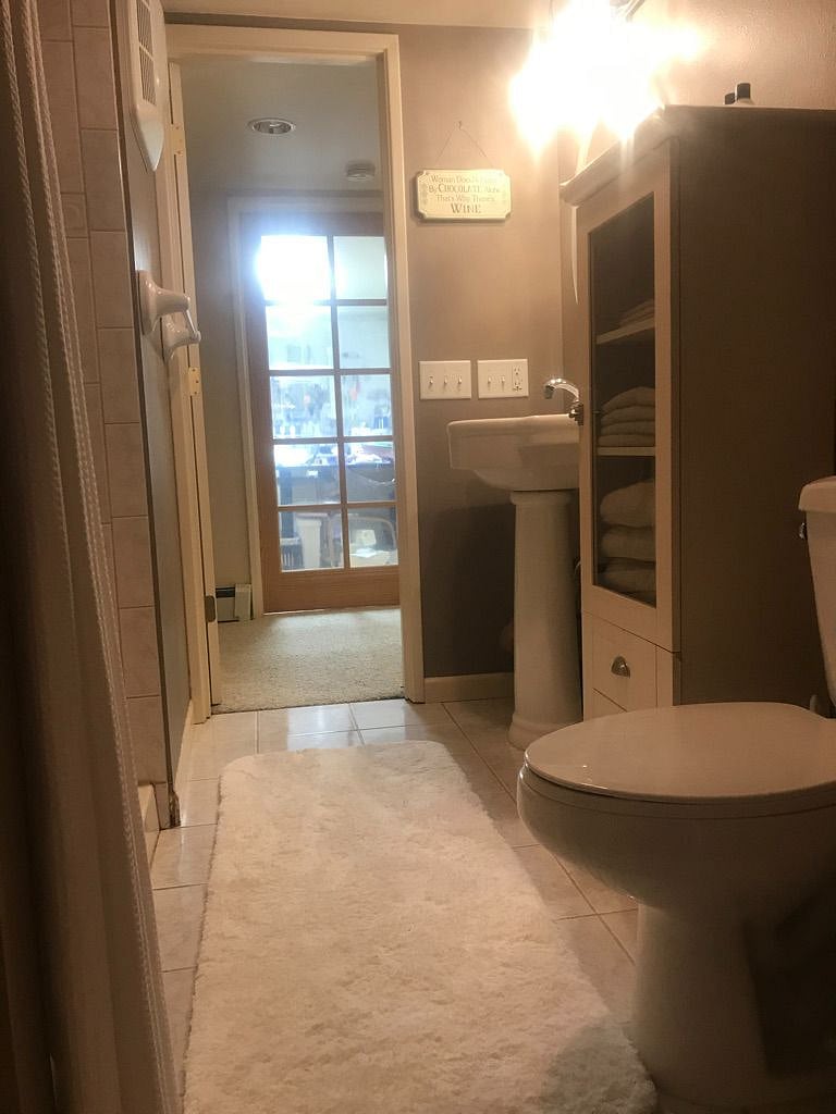Private bath adjoins suite