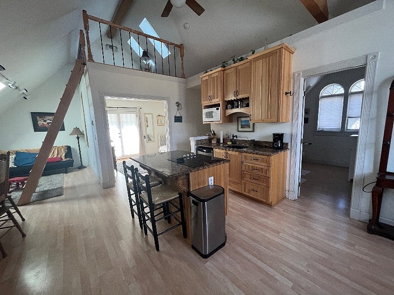 Furnished Finder property 307693_1 photo 8