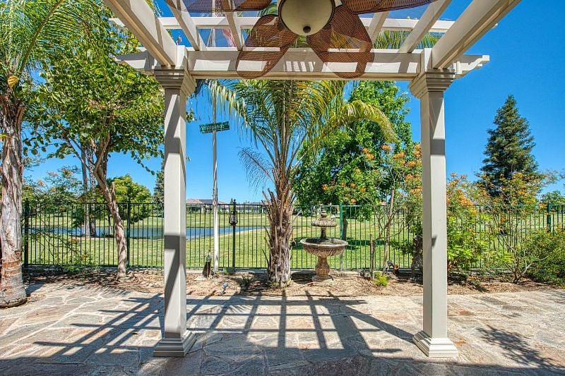 Furnished Finder property 307865_1 photo 8