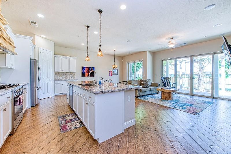 Furnished Finder property 307865_1 photo 17