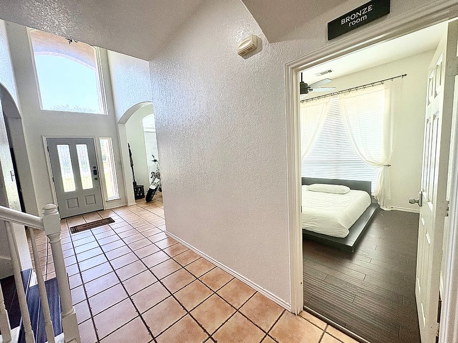 Furnished Finder property 307875_2 photo 5