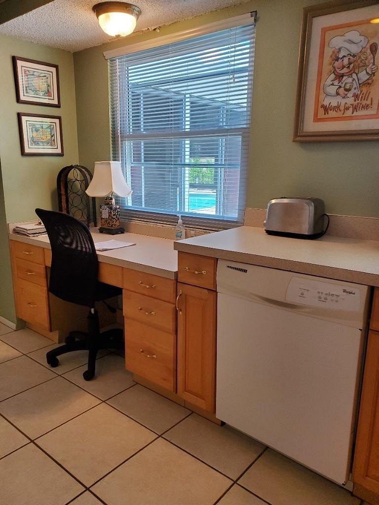 Furnished Finder property 307991_1 photo 13
