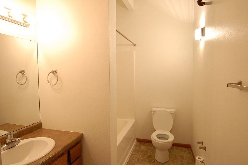 Furnished Finder property 308028_4 photo 11