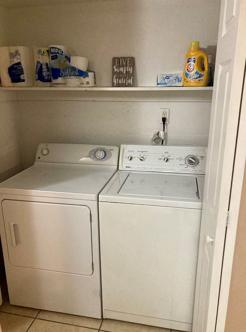 In-unit washer/dryer