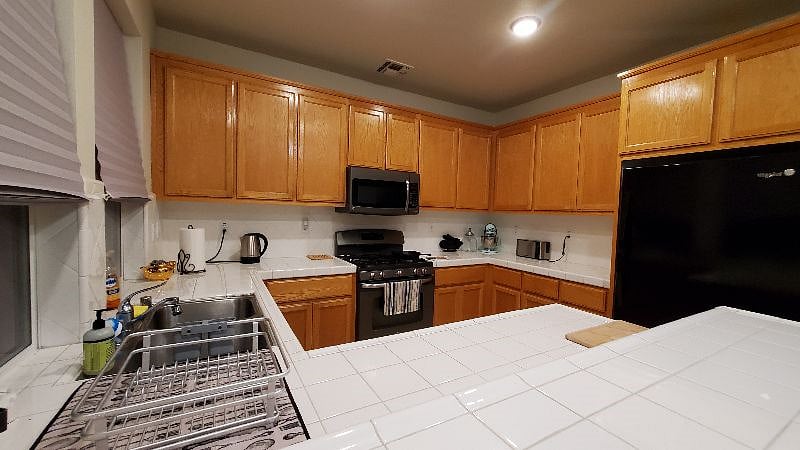 PLENTY OF CABINET STORAGE