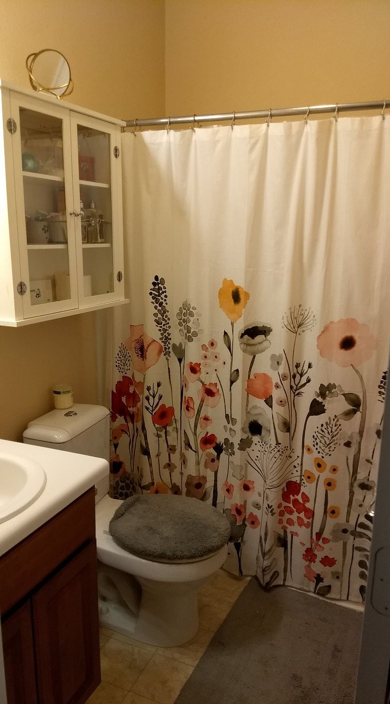 Your full private bathroom with shower and bathtub