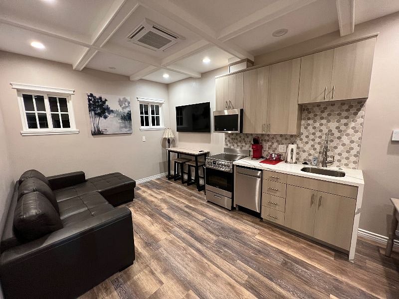 Furnished Finder property 308355_1 photo 3