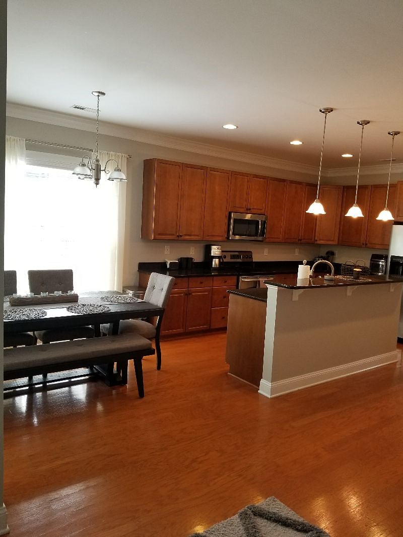 Furnished Finder property 308380_1 photo 1