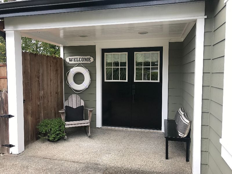 Main entry of Cottage.