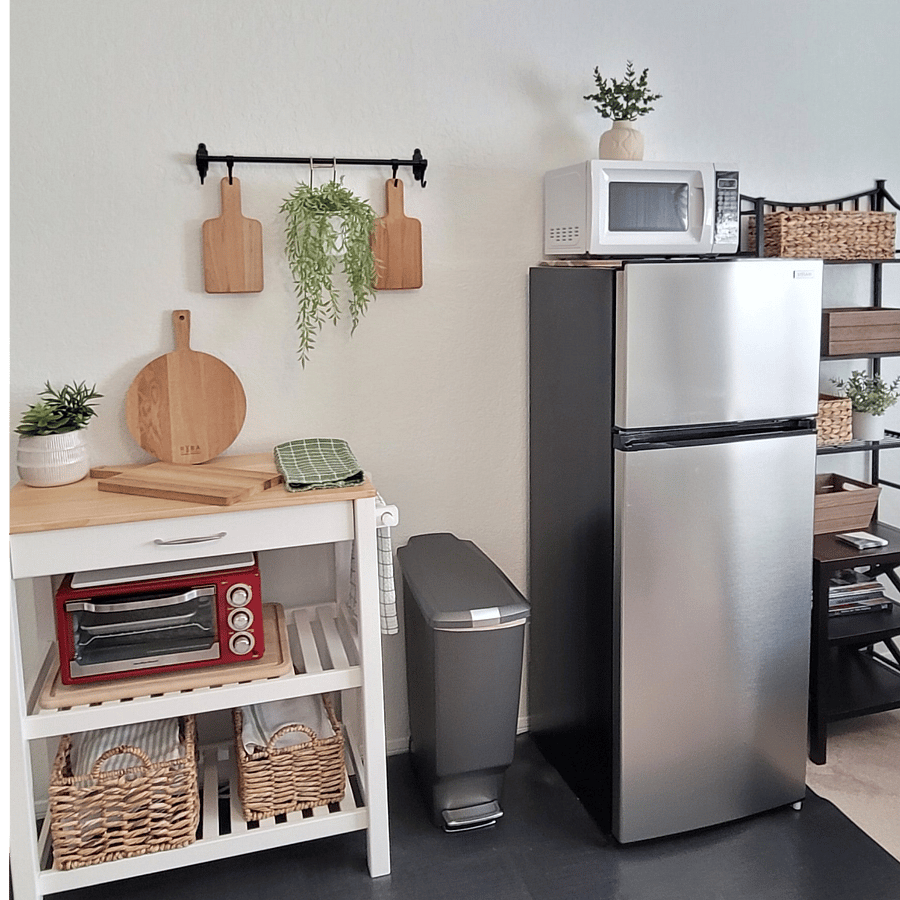 Convenient in-room kitchenette