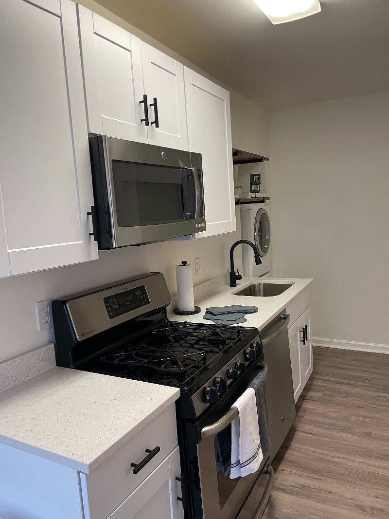 Furnished Finder property 314981_2 photo 15