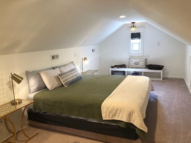 Upstairs quiet master with king bed.