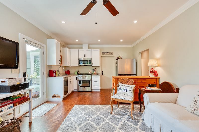 Furnished Finder property 315091_1 photo 3